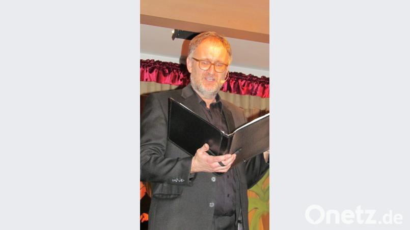 Günter Schwab trat als Ansager, Komödiant und Musiker auf. Bild: is
