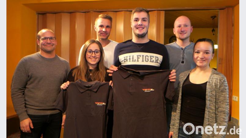 Zum Organisationsteam des Ski-Clubs gehören Vorsitzender Christian Betzlbacher, Magdalena Grabinger, Michael Trommer, Maximilian Schulz, Andreas Liebl und Magdalena Sedelmaier (von links) an. Bild: Hirsch