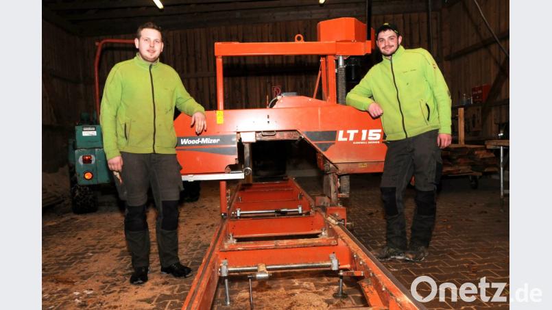 Sie sind auf dem besten Weg: Leander Strobel (links) und Daniel Fischer füllen als Jungunternehmer eine deutliche Marktlücke im Landkreis. Bild: ge