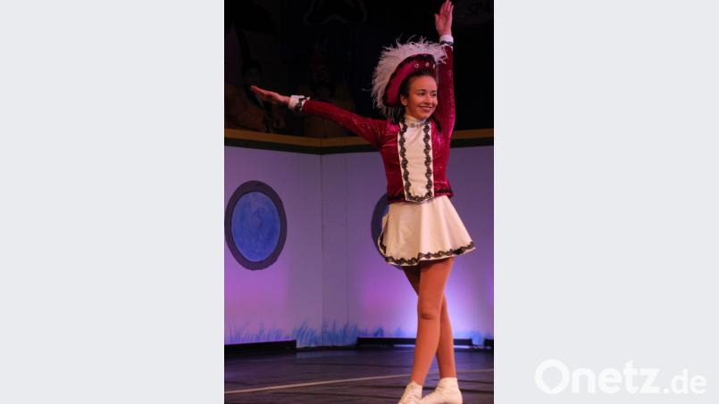 Tanzmariechen Toni Szak. Bild: kro