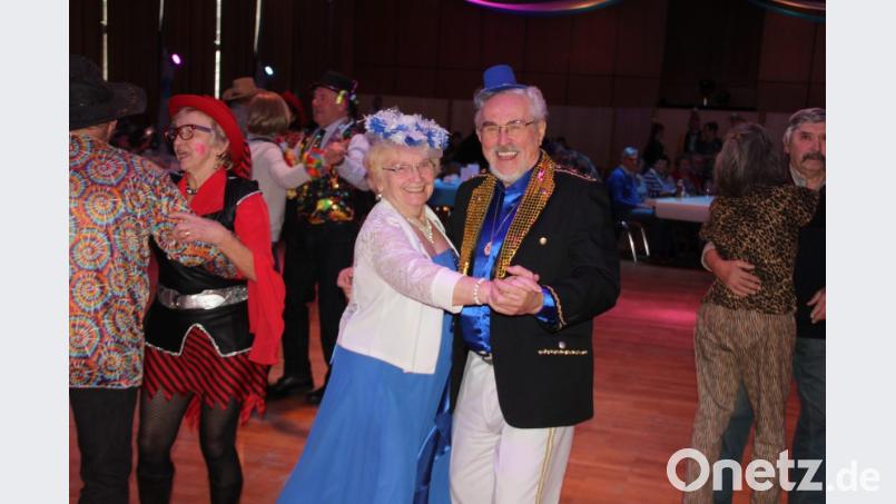 Recht aktiv sind die Senioren auf dem Tanzparkett. Bild: kro