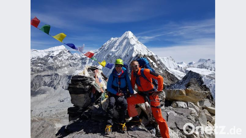 Rast am Amphu Laptsa Hochpass. Weitere Fotos zeigt Frank Wisniewski in wenigen Tagen im "Seenario." Der Erlös ist für die SOS-Kinderdörfer in Nepal bestimmt Bild: exb. Frank Wiesniewski