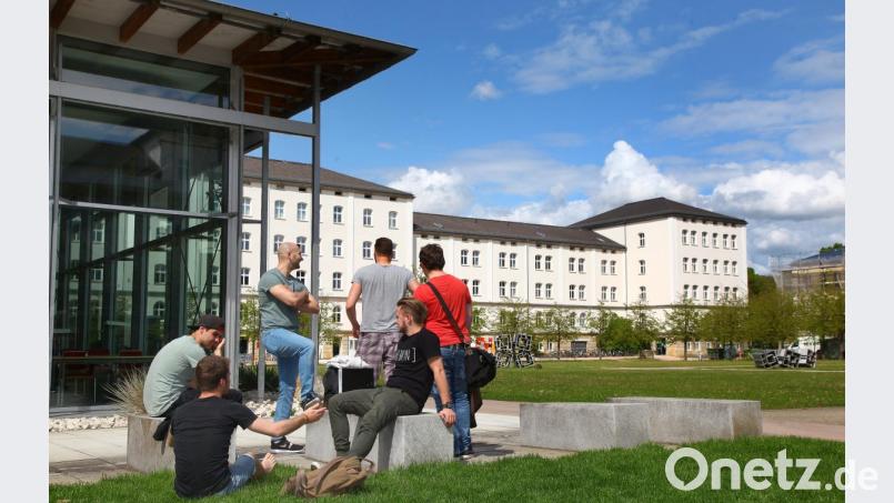 6500 Studenten haben bislang die Ostbayerische Technische Hochschule seit ihrer Gründung im Jahr 1994 mit einem Abschluss verlassen. Bild: Wolfgang Steinbacher