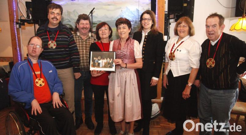 Das Ehepaar Schötz hieß die Gäste des VdK Lohhof-Unterschleißheim willkommen und bewirtete sie im Gasthaus Späth in Kreith. Bild: Hirsch