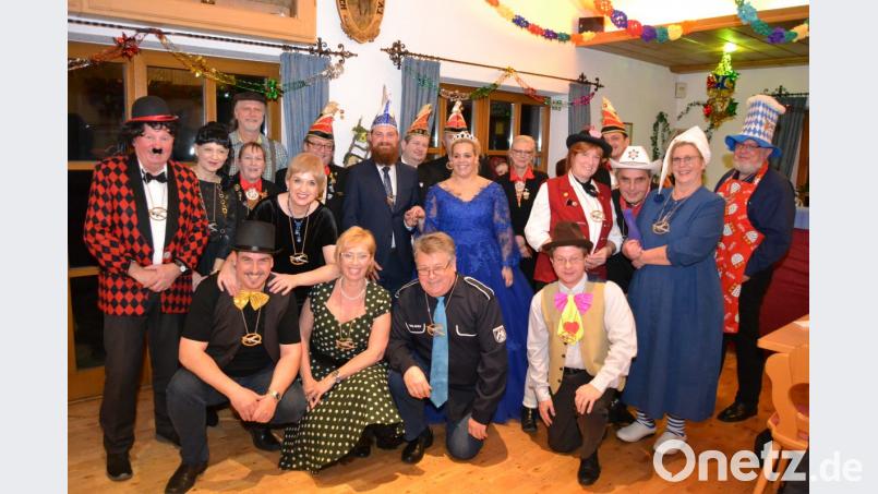 Die neuen Ordensträger beim Heimatringfasching. Bild: hcz