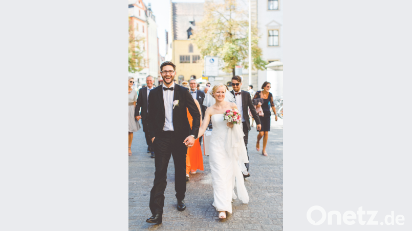 Das Paar feierte auch seine Hochzeit in seiner Wahlheimat Regensburg. Bild: Paul and Stephanie Photography