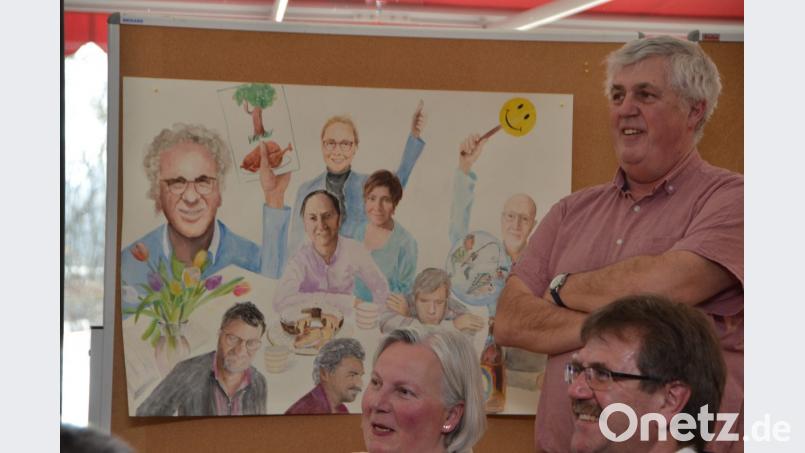 Werner Weingandt zeichnete Karikaturen für diesen besonderen Anlass. Bild: dob