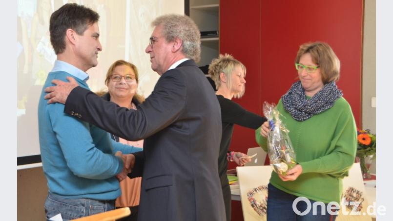 Elternbeirat und Förderverein sagen auf Wiedersehen. Bild: dob