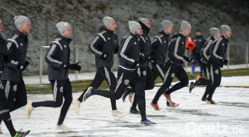 Die Trainingsbedingungen waren bisher für die DJK Gebenbach alles andere als optimal. Bild: ref