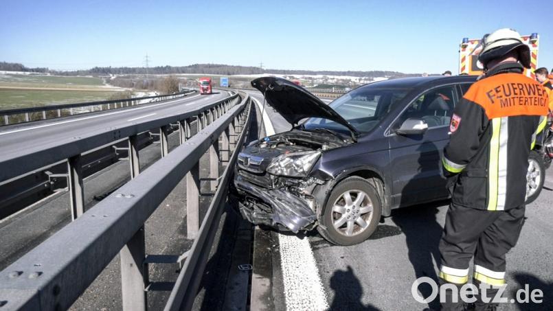 Verkehrsunfall A 93 Mitterteich Bild: rw
