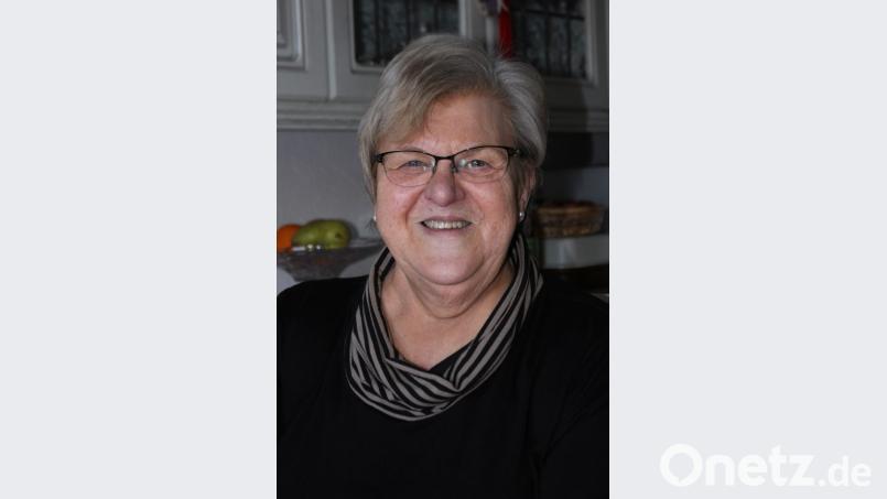 Angela Erfurt kümmert sich für den VdK um die Hutzanachmittage im AWO-Seniorenheim. Bild: Lowak