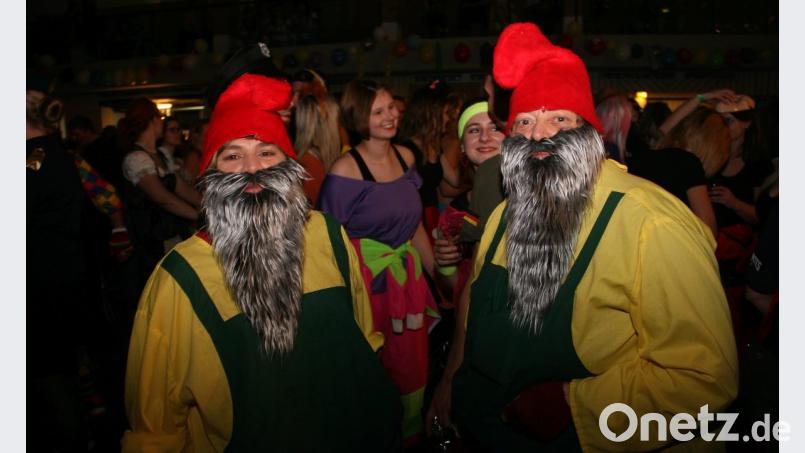 Originelle Kostüme sind beim Superfasching keine Seltenheit. Bild: wro
