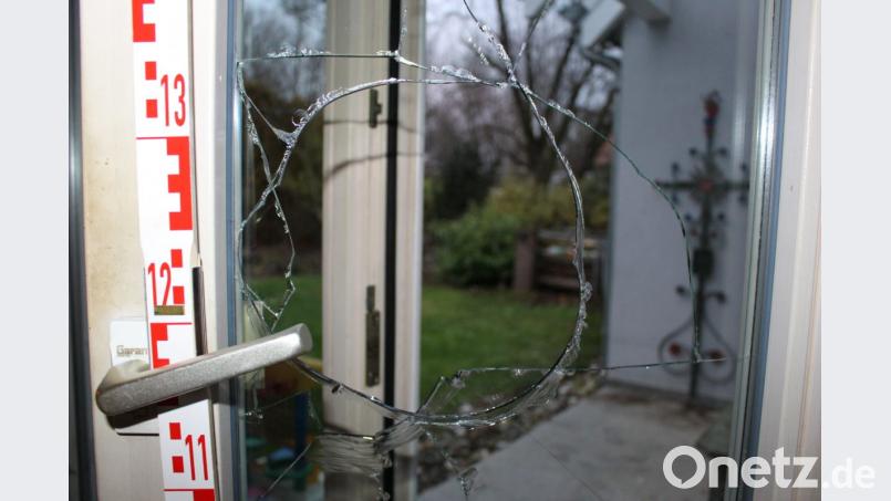 Diesmal sind es nicht die Fenster oder Terrassentüren, die Einbrecher einschlagen, sondern sie dringen in Keller vor und knacken dort die Vorhängeschlösser, um sich aus den Abteilen teils ebenso lukrativ zu bedienen. Bild: Petra Hartl