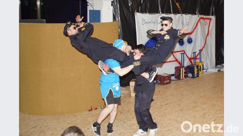 Fitness bewiesen die Dreamboys bei ihrem Auftritt. Bild: mmj