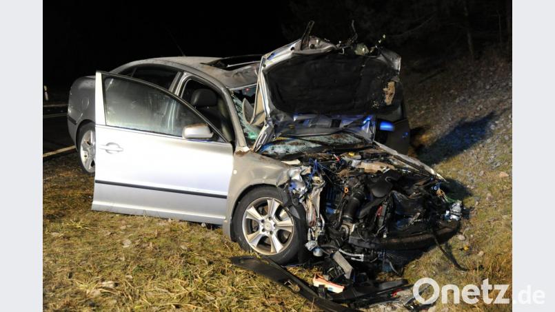 Der beschädigte Skoda des 26-jährigen Unfallverursachers. Bild: gf
