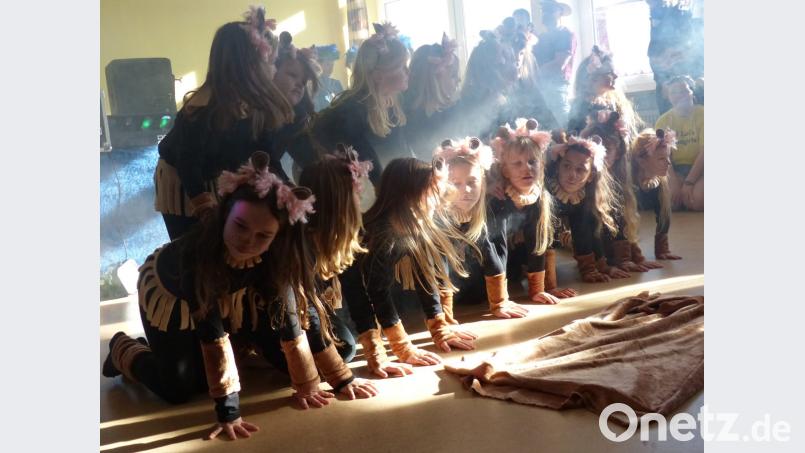 Die Babygarde ist mit viel Spaß und sehr viel Können beim Auftritt dabei. Bild: hme