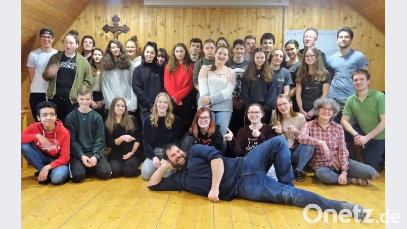 Die Gesichter zeigen es: Der Spaß kam nicht zu kurz bei der Jugendleiter-Schulung. Jetzt sind die Ehrenamtlichen gut vorbereitet auf die Betreuung von Kindern und Jugendlichen. Bild: exb