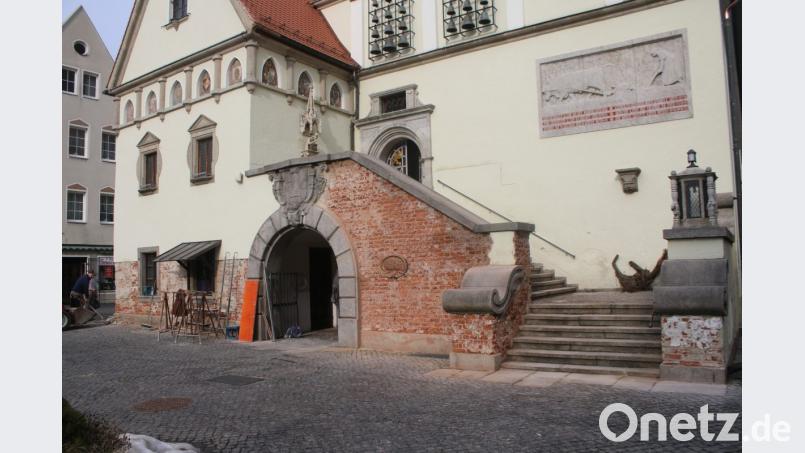 Beim Alten Rathaus wird fleißig weitersaniert. Bild: praktwen1