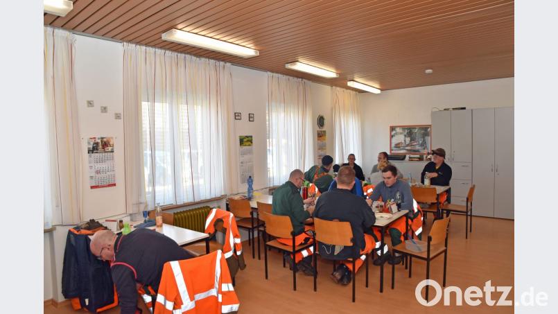 Der Aufenthalts- oder Brotzeitraum im Ausweichquartier wird von den Bediensteten wegen seiner Geräumigkeit gelobt. Bild: Andreas Royer