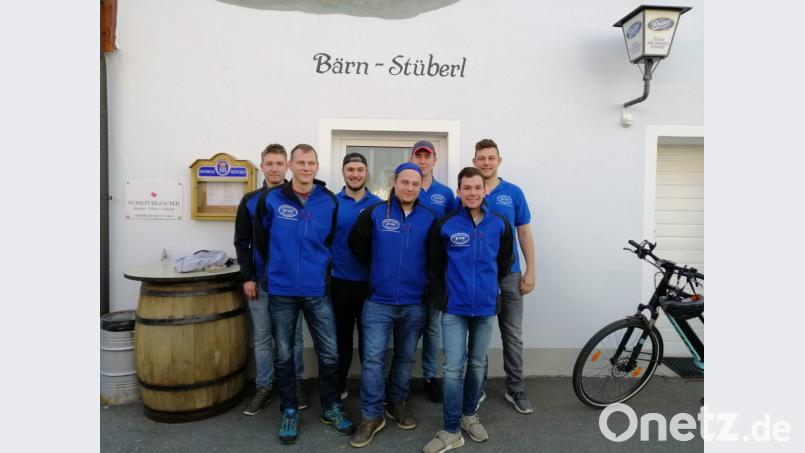 Der neue Vorstand des Flossenbürger Burschenvereins. Von links: Sebastian Boethe, Daniel Stahl, Ralph Frauenreuther, Martin Frauenreuther, Ludwig Faltermeier, Patrick Klotz und Sebastian Träger Bild: jub