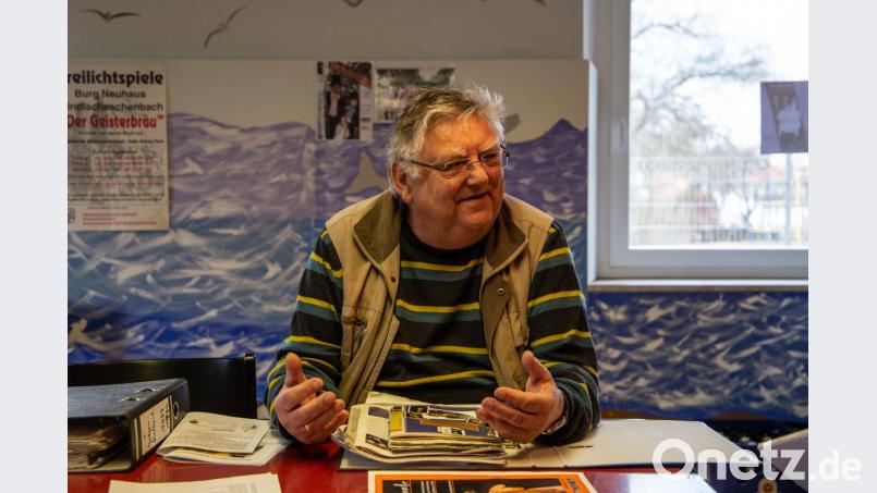 Bertwin Fleck erinnert sich an seine Zeit mit der Laienspielschar Windischeschenbach. Bild: Lukas Meister