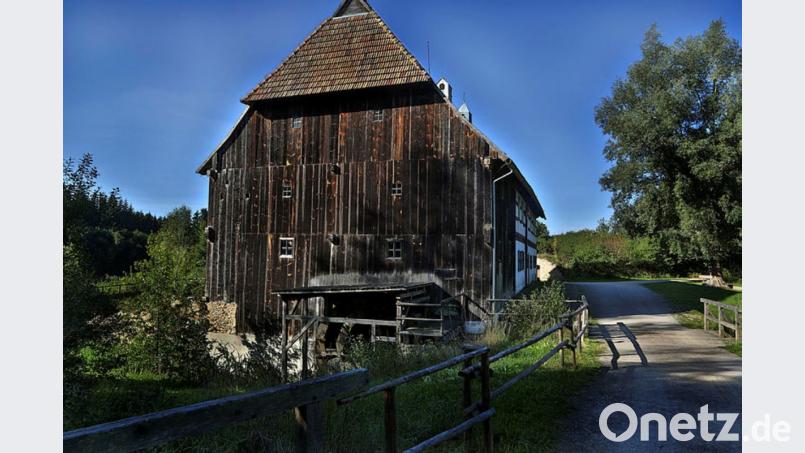 „Das richtige Holz“ für Haus, Geräte oder Möbel ist heuer das zentrale Thema im Freilandmuseum. Die Rauberweihermühle zeigt dabei auch, dass sie, nicht von allen bemerkt, ihre hölzernen Seiten hat. Archivbild: Gerhard Götz