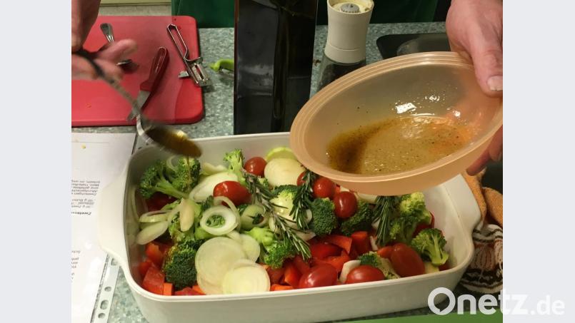Das Ofengemüse ist schon optisch ein Genuss. Ein Olivenöl-Gewürz-Dressing verleiht ihm noch den richtigen Geschmack. Bild: ihl