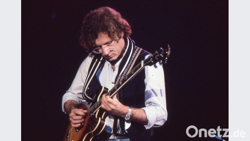 Volker Kriegel war nicht nur Jazz-Gitarrist und Komponist, sonder auch ein begnadeter Zeichner. Von seinen Musik-Veröffentlichungen sind jetzt drei wiederveröffentlicht worden, angereichert mit zahlreichen Bonus-Tracks. Bild: Ev Kriegel/Archiv