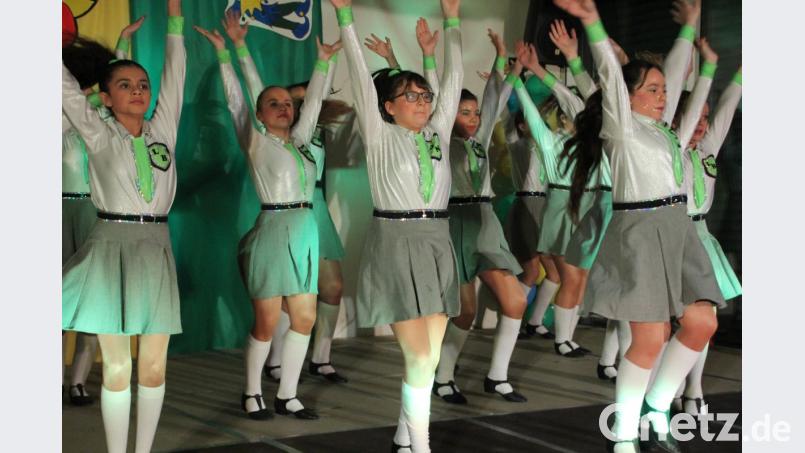 Power pur, die Juniorengarde der Narhalla Rot-Weiß. Bild: kro