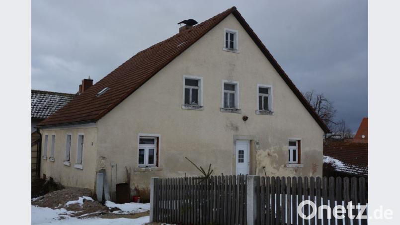 Eine umfassende Sanierung erhält das Imkerhaus. Entstehen sollen Vereins- und Schulungsräume, ins Obergeschoss kommt das Gemeindearchiv. Bild: jr