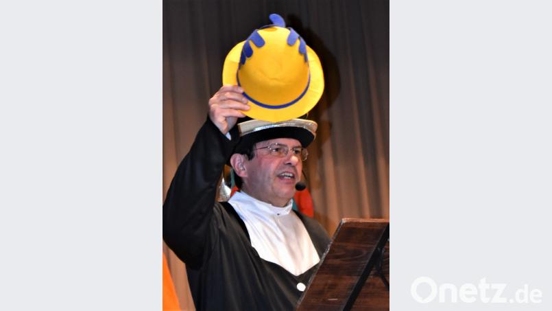 Seniorenfasching im großen Jugendheimsaal Bild: rgr