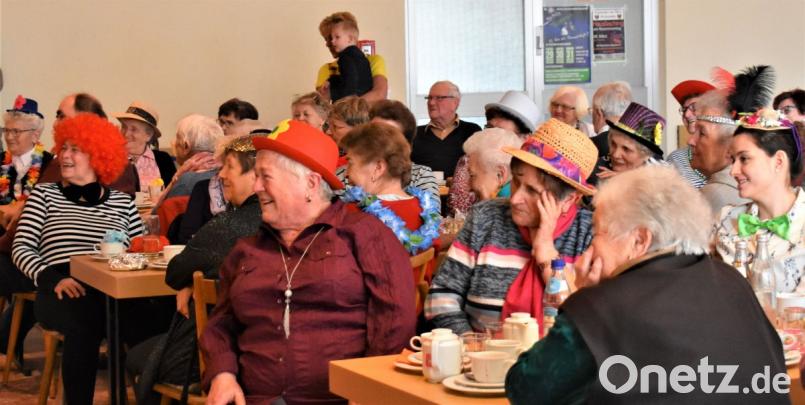 Seniorenfasching im großen Jugendheimsaal Bild: rgr