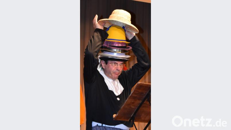 Seniorenfasching im großen Jugendheimsaal Bild: rgr