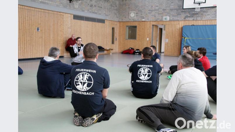 Feuerwehr Eschenbach in Ausbildung Bild: jma
