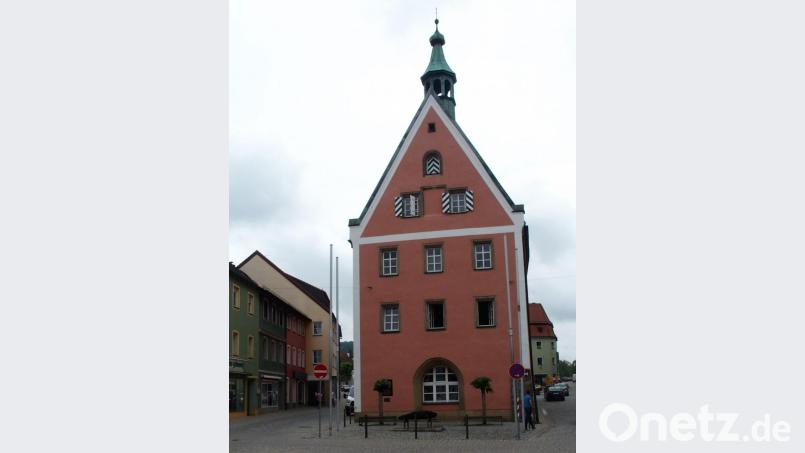 1347 bekam Auerbach das Recht, einen Wochenmarkt abzuhalten, erhielt eine Münzstätte und den Landgerichtssitz Neuböhmens. Auch unter Wenzel IV. setzte sich der Ausbau fort. Archivbild: cr