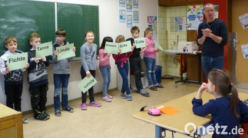 „Tag des Merkens“ an der Grundschule Mähring mit Experte Ralf Hofmann. Bild: exb