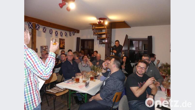 Die "Whiskyfreunde Eschenbach" erhielten begeisternde Neumitglieder Bild: rn