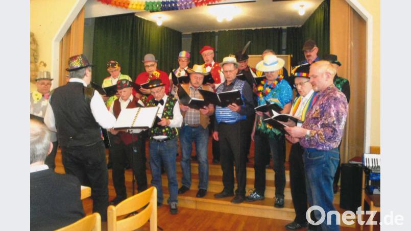 Der Männergesangverein Bärnau trug einige Lieder vor. Bild: exb