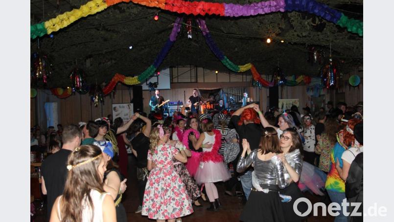 Auf der Tanzfläche war bei „Stimmung pur“ die Hölle los. Bild: frd