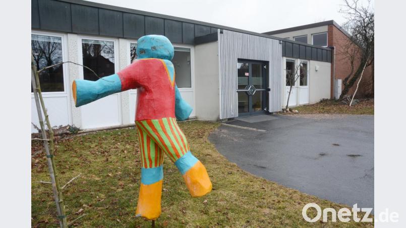 Ein Fünfjähriger fällt beim Probeunterricht in der Montessori-Schule unangenehm auf und wird ausgeschlossen. Schulleiterin Gerda Högl-Siegler erklärt, warum dies so war. Bild: Gabi Schönberger