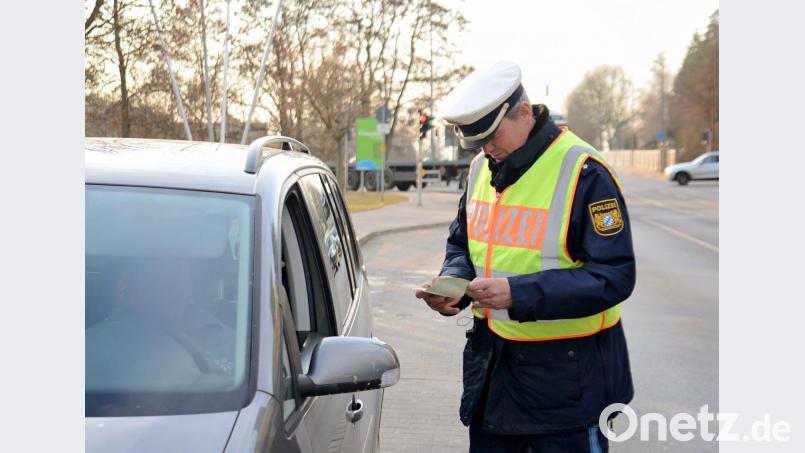 140 Verkehrsteilnehmer kontrollierten die Beamten alleine am Unsinnigen Donnerstag. Bild: cls