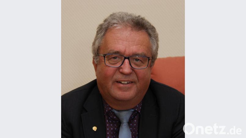 Bürgermeister Toni Dutz: &quot;Moderne Logistik bedeutet umweltbewusste Konzentration. Sie schafft den Betrieben Freiflächen an ihrer eigenen Produktionsstätte.&quot; Bild: hd