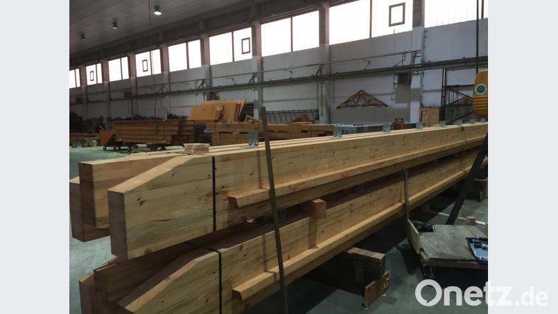 Produktionshalle von Holzbau Stangl Bild: ihl