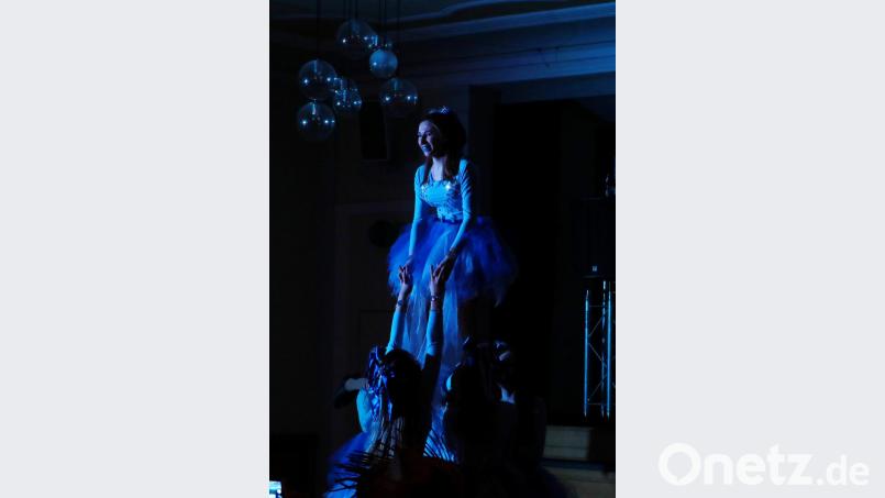 Wie die "Diamonds" (Bild) verzauberten alle TSV-Tanzgruppen die Faschingsbesucher. Bild: njn