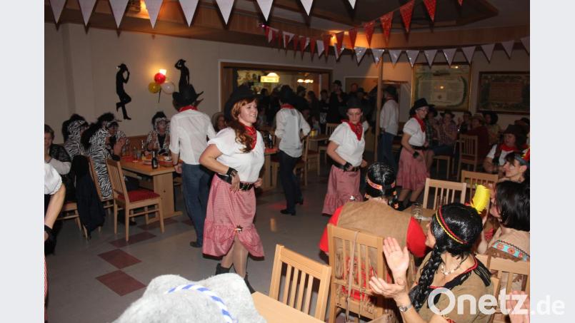 Die „Pullenrieder Line Dancers“ hatten ihren großen Auftritt Bild: frd