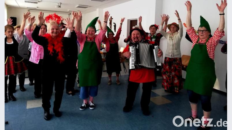 Die Senioren feiern Fasching. Bild: R. Kreuzer
