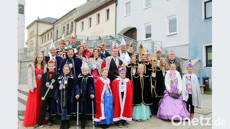 Prinzenpaare aus Kirchenthumbach, Eschenbach, Pressath, Auerbach und Pegnitz Bild: jma