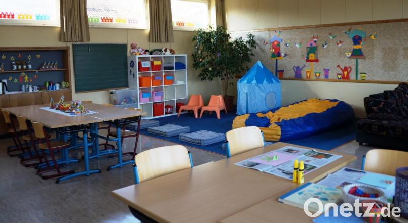 Seit September 2018 können Kinder in der Mittagsbetreuung in gemütlichem Ambiente lesen, basteln oder auch lernen. Seit 1. März wird auch der Freitag als Betreuungstag angeboten. Bild: weu