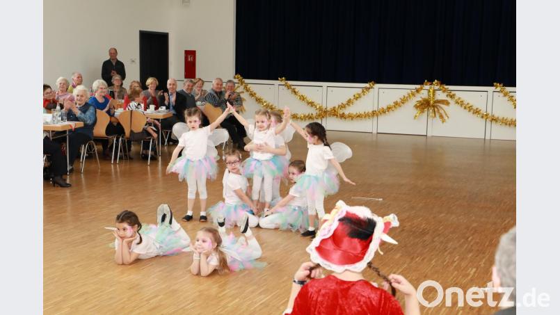 Tanzaufführung der kleinsten TSV-Tanzgruppe Little Jumper Bild: njn