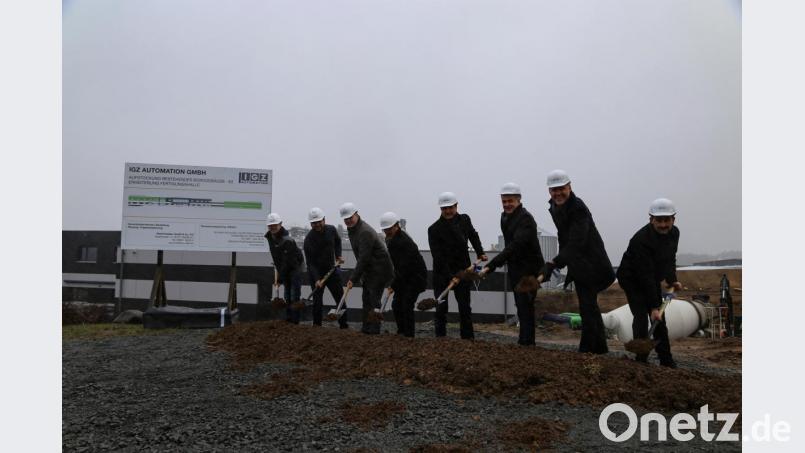 Spatenstich bei IGZ Erbendorf Bild: rw